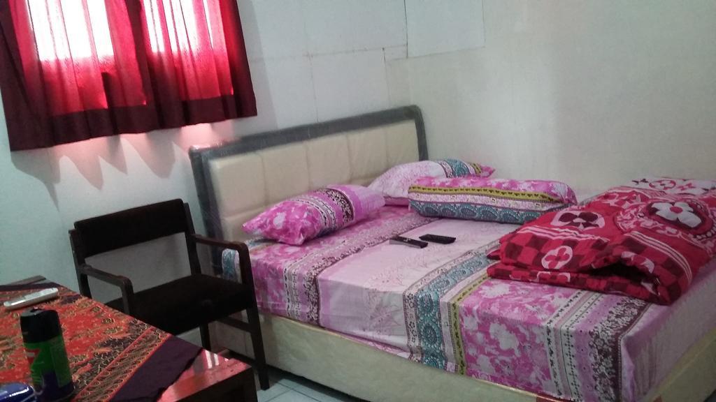 Mayestik Guest House Syariah Jakarta Eksteriør bilde