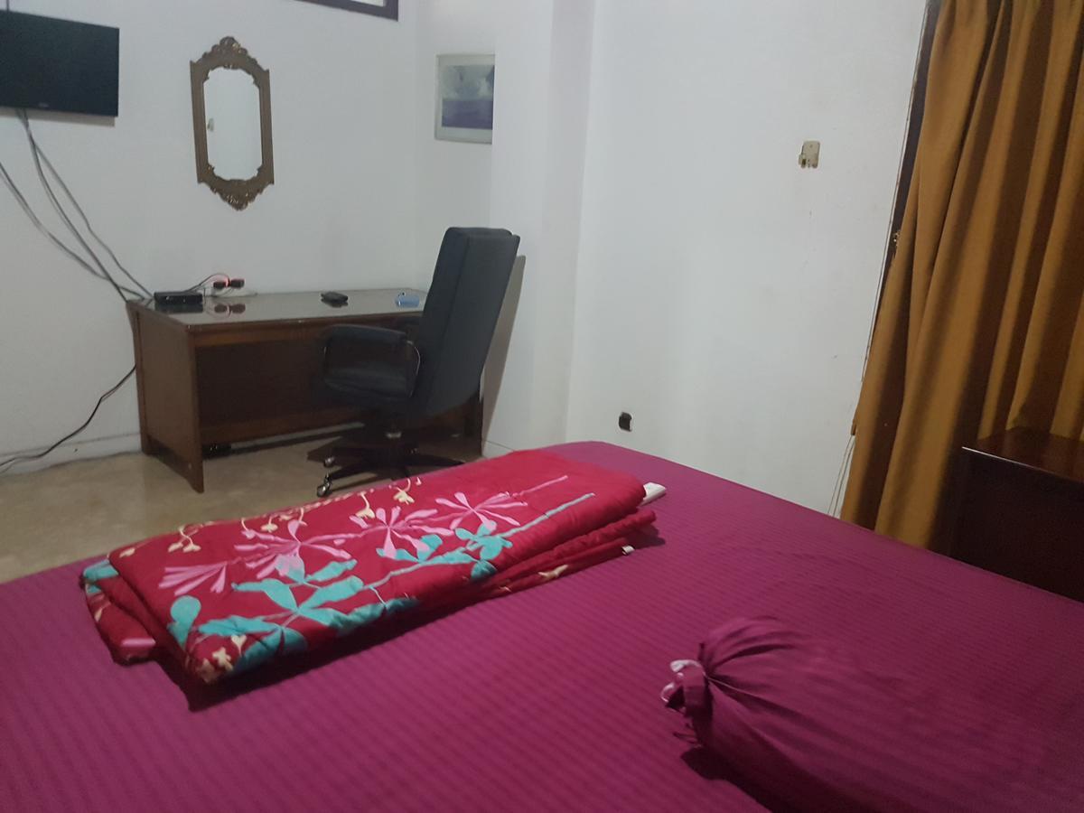 Mayestik Guest House Syariah Jakarta Eksteriør bilde