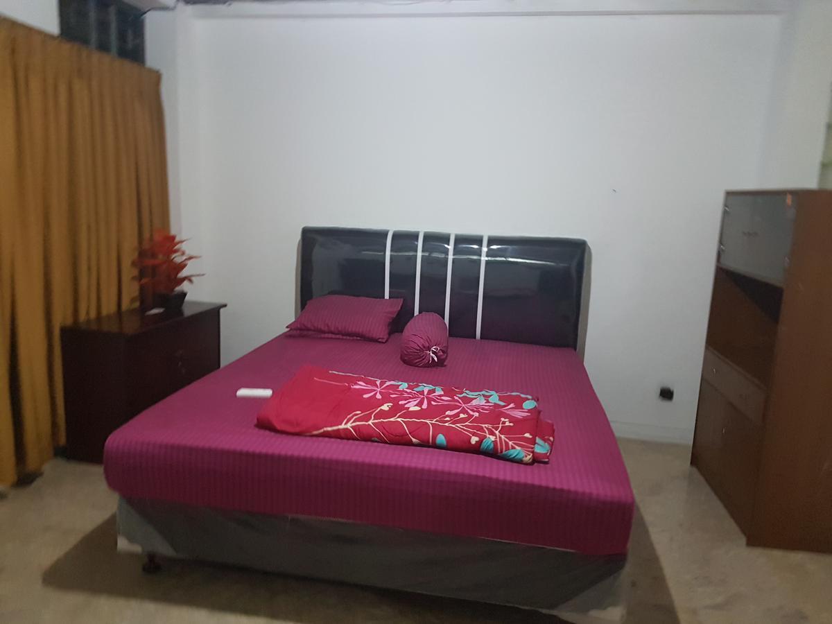 Mayestik Guest House Syariah Jakarta Eksteriør bilde